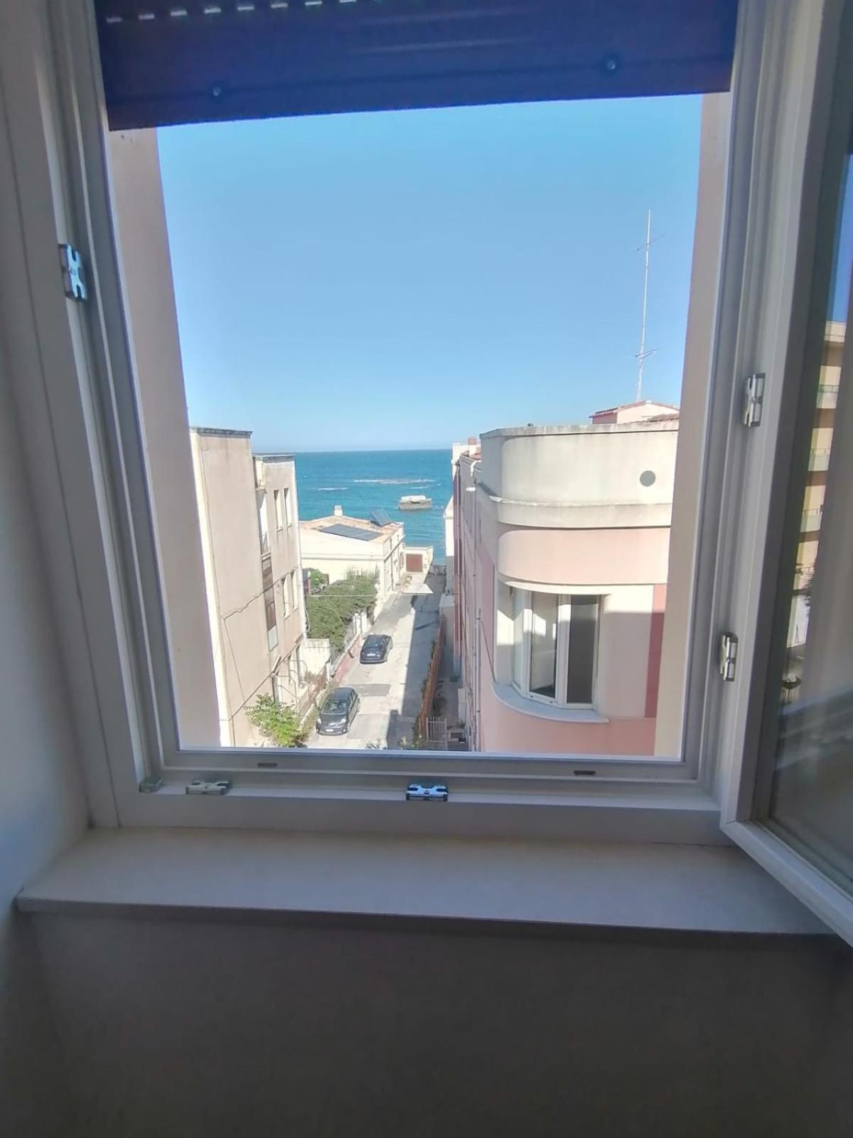 סירקוזה Sea View Apartment מראה חיצוני תמונה