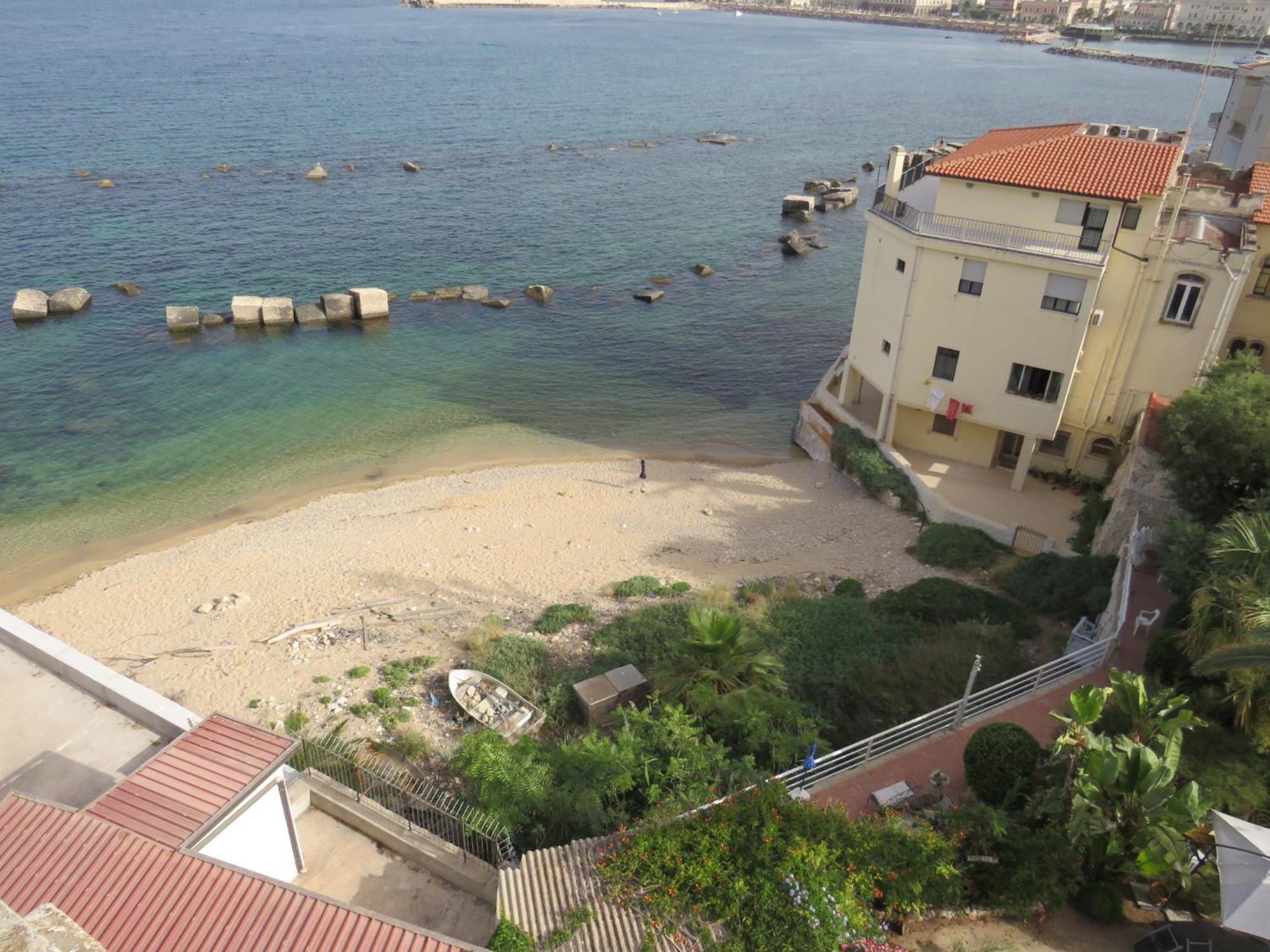 סירקוזה Sea View Apartment מראה חיצוני תמונה