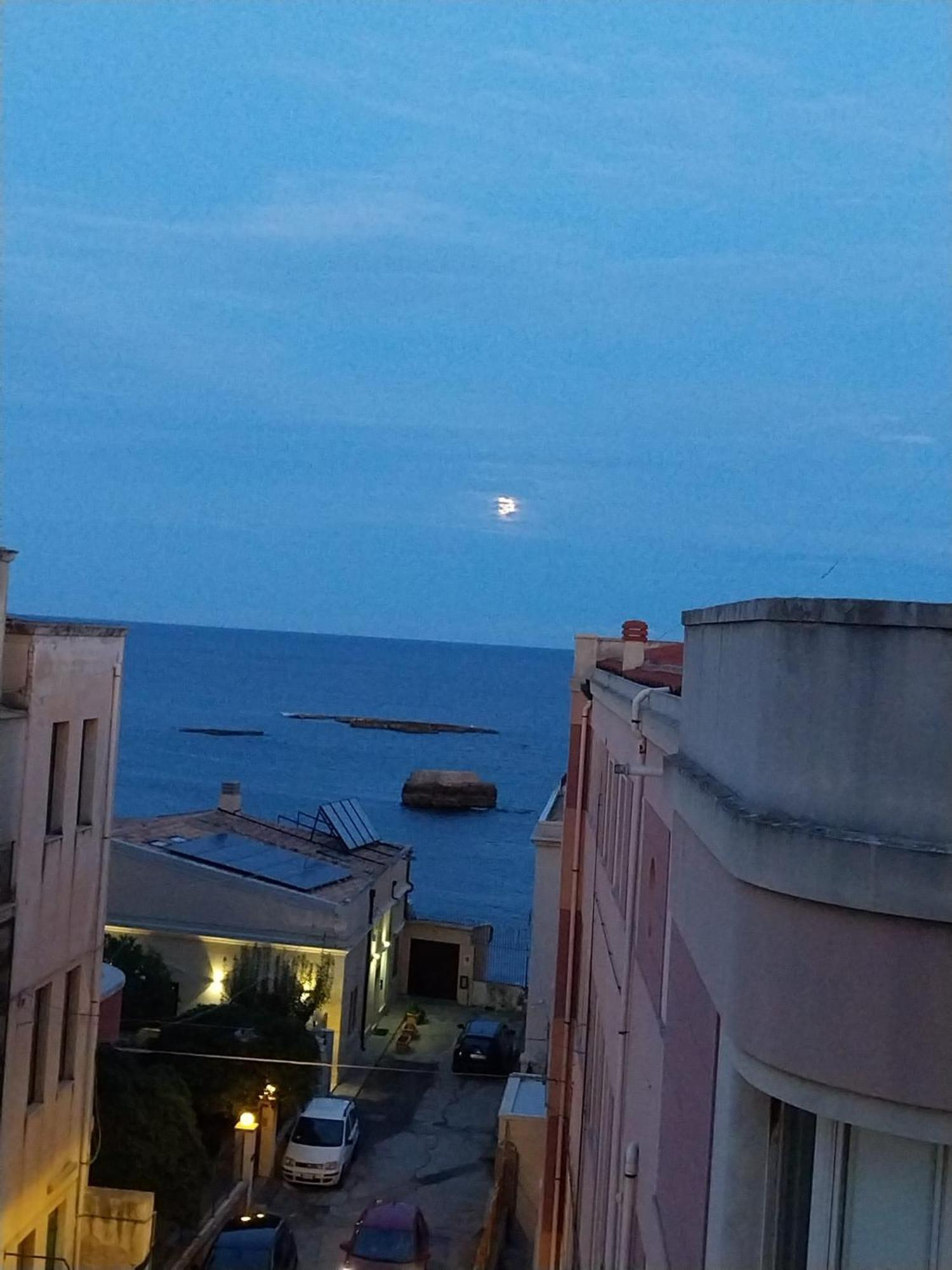 סירקוזה Sea View Apartment מראה חיצוני תמונה