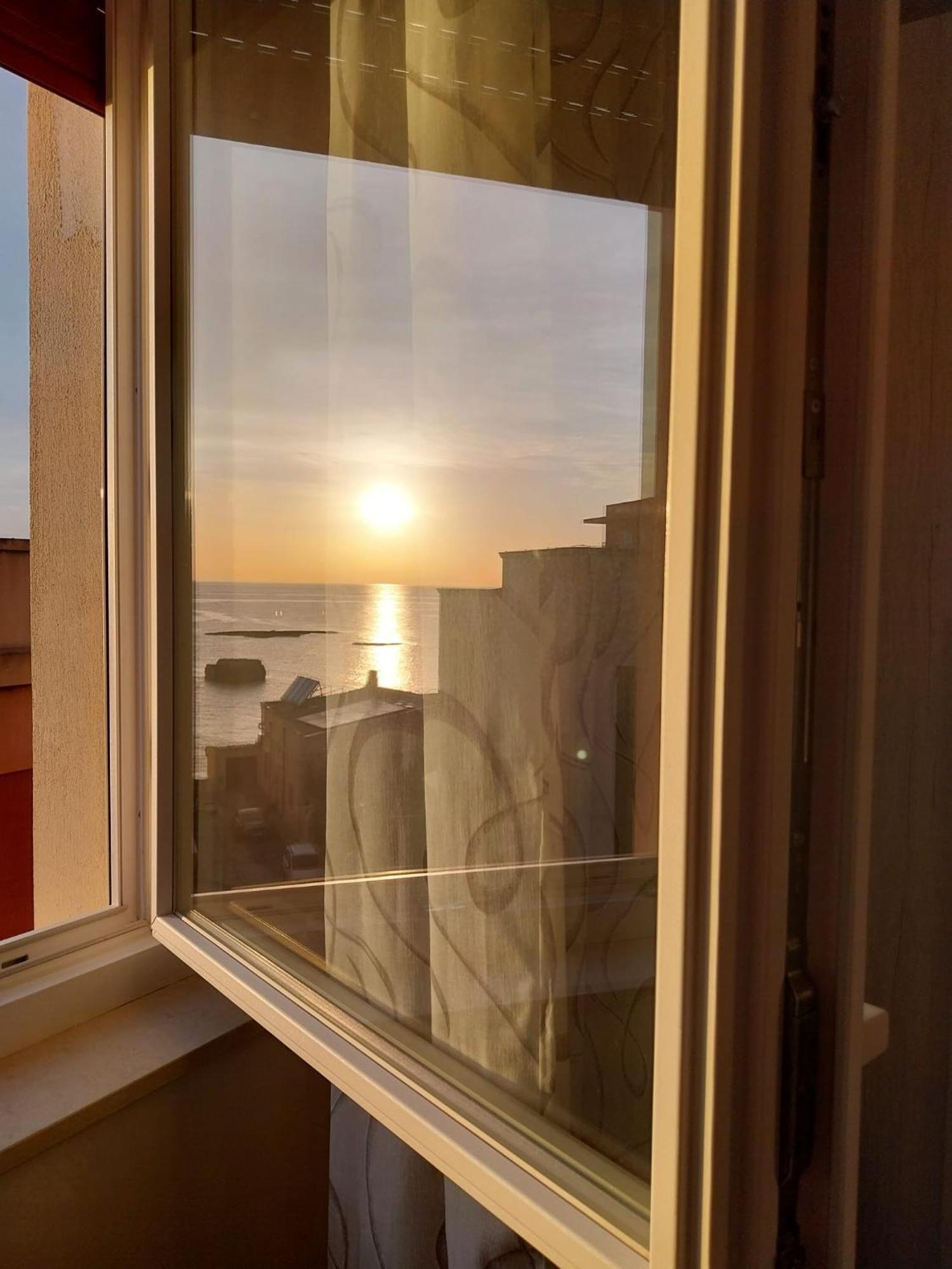 סירקוזה Sea View Apartment מראה חיצוני תמונה