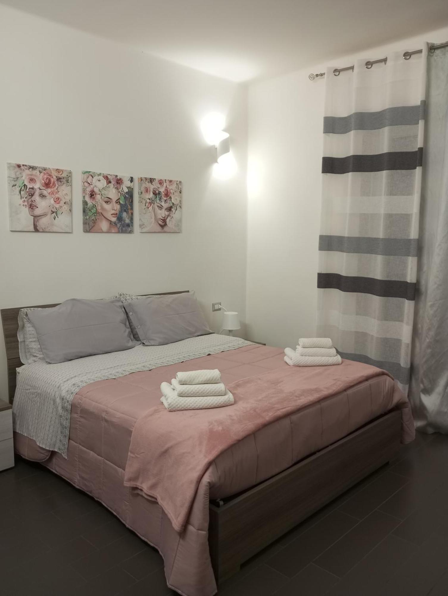 סירקוזה Sea View Apartment מראה חיצוני תמונה